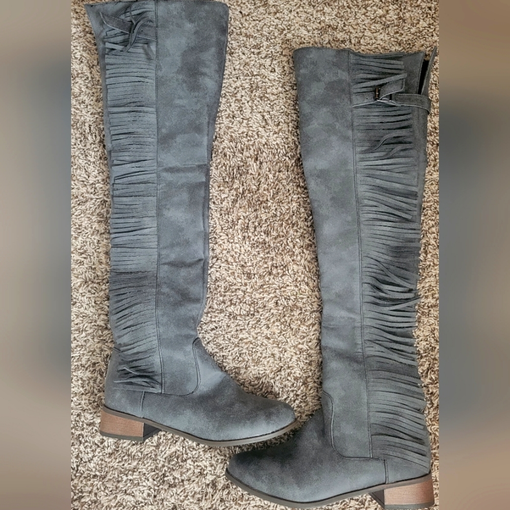 Low heal above the knee Boots